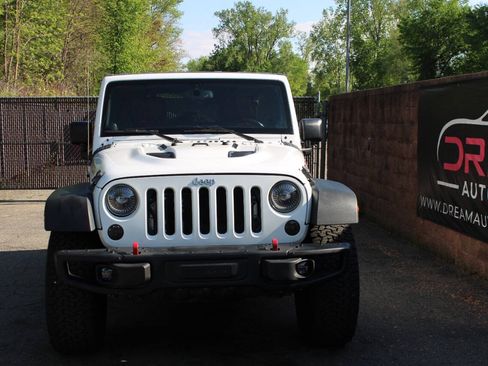 Used 2013 Jeep Wrangler Unlimited Rubicon AWD/4WD image 7