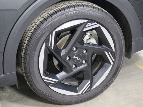 Used 2025 Kia K4 EX image 36