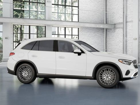 New 2026 Mercedes-Benz GLC 300 image 9