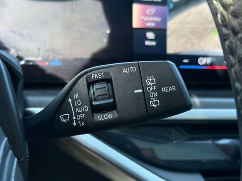 Used 2023 BMW X7 xDrive40i w/ Executive Package AWD/4WD image 31