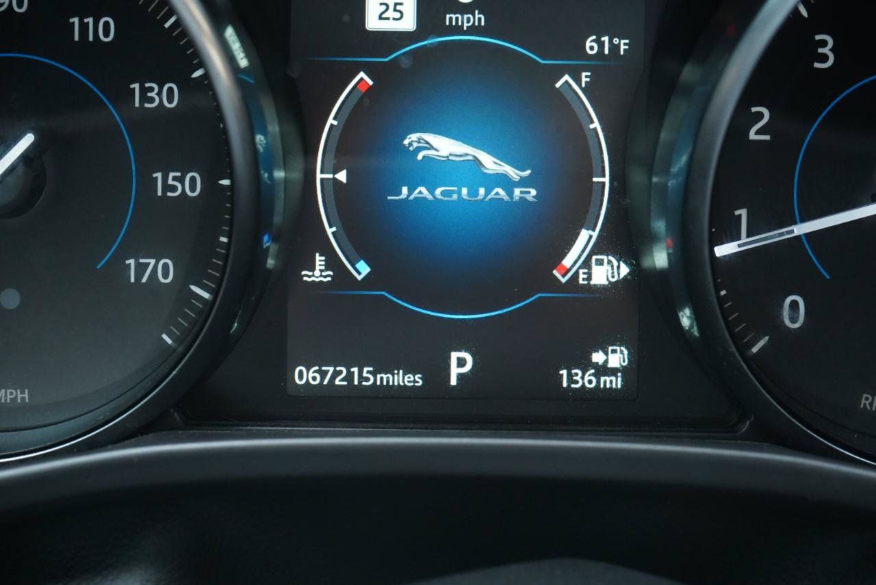 Used 2020 Jaguar F-PACE Premium AWD/4WD image 30