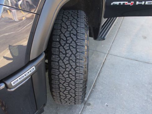 Used 2024 GMC Sierra 2500 AT4 w/ AT4 Premium Plus Package image 12