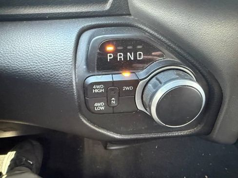 Used 2024 RAM 2500 Big Horn AWD/4WD image 13