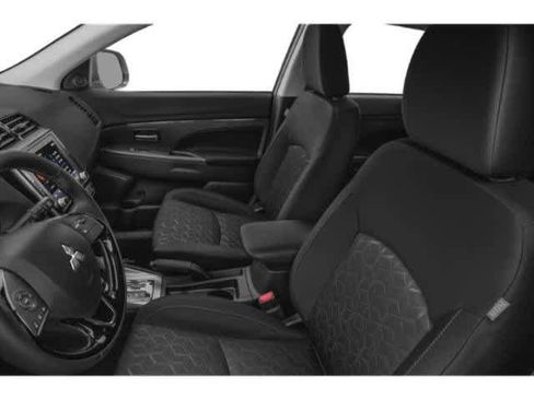 Used 2023 Mitsubishi Outlander Sport LE image 12