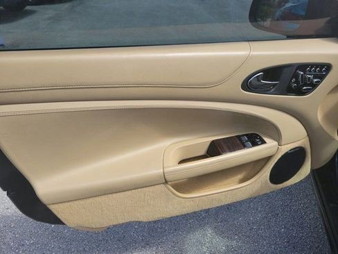 Used 2012 Jaguar XK Base image 9