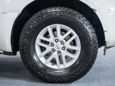 Used 2021 Nissan Frontier SV RWD image 13