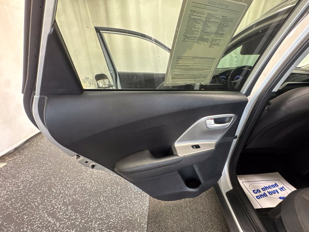 Used 2020 Kia Niro LX FWD image 33