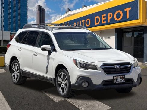 Used 2018 Subaru Outback 3.6R Limited AWD/4WD image 6