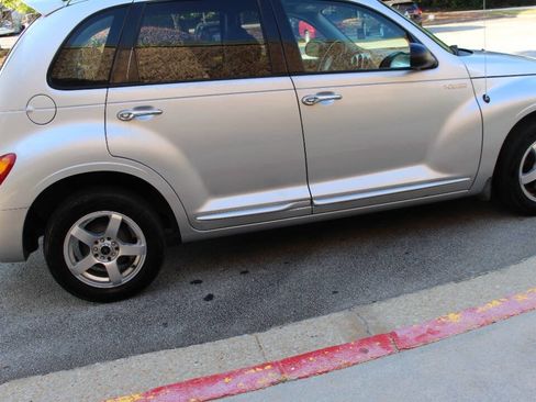 Used 2005 Chrysler PT Cruiser Touring image 16