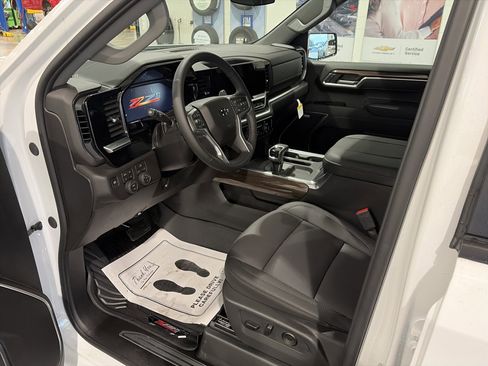 New 2026 Chevrolet Silverado 1500 RST image 15