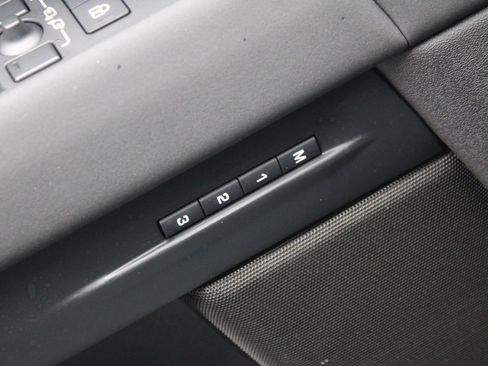 Certified 2025 Land Rover Range Rover Evoque Dynamic SE image 14