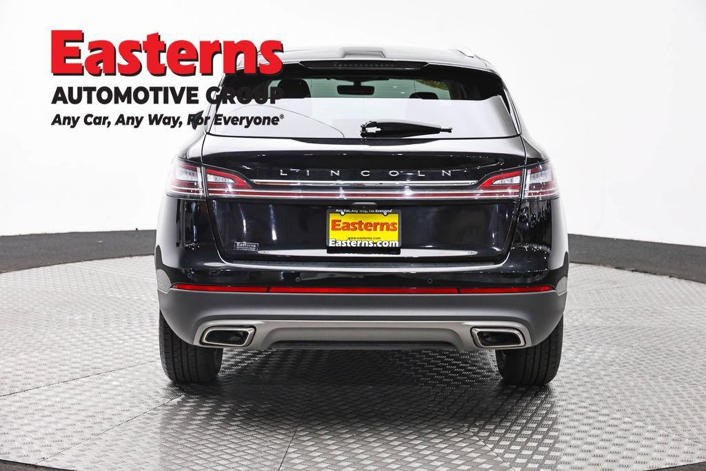 Used 2022 Lincoln Nautilus AWD w/ Premium Package image 8