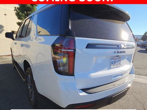 Used 2023 Chevrolet Tahoe Z71 w/ Luxury Package image 3
