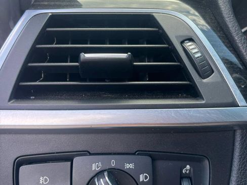 Used 2017 BMW 330i Sedan RWD image 10