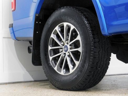 Used 2019 Ford F150 XLT w/ Equipment Group 302A Luxury image 12