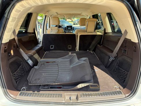 Used 2017 Mercedes-Benz GLS 450 4MATIC image 30