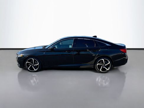 Used 2018 Honda Accord Sport image 8