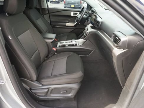 Used 2022 Ford Explorer XLT RWD image 20