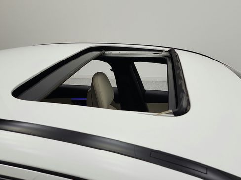 Used 2022 Mercedes-Benz C 300 Sedan image 19