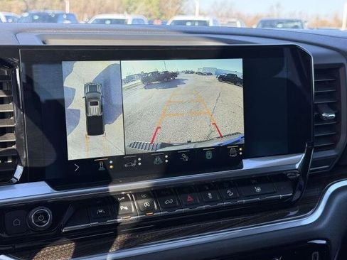 Used 2022 Chevrolet Silverado 1500 LT Trail Boss w/ LT Trail Boss Premium Package image 25