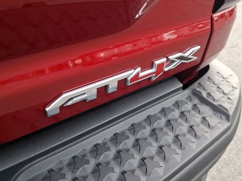 Used 2024 GMC Canyon AT4X w/ AT4X AEV Edition image 29