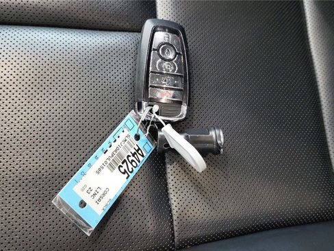 Used 2023 Lincoln Corsair AWD w/ Equipment Group 101A image 39