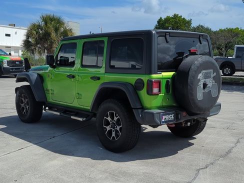 Used 2018 Jeep Wrangler Unlimited Rubicon AWD/4WD image 7