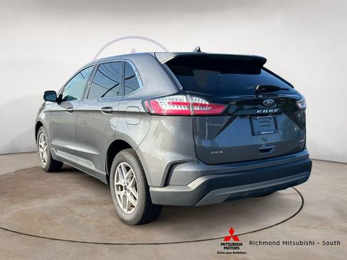 Used 2024 Ford Edge SEL AWD/4WD image 5