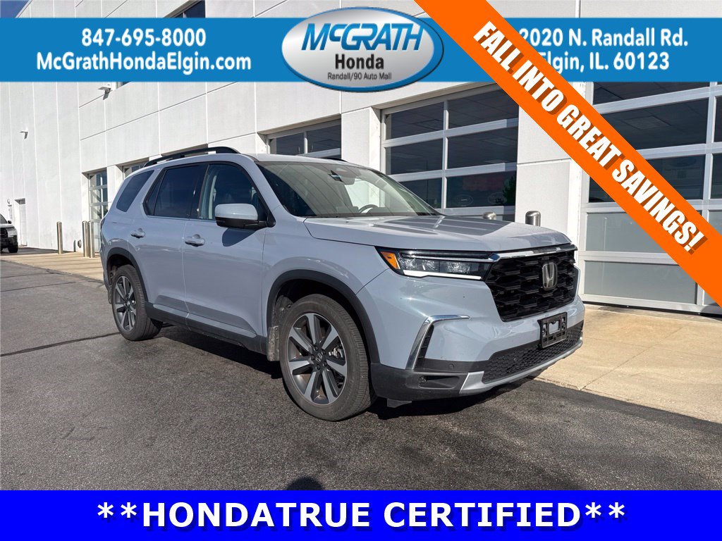 Used 2024 Honda Pilot Touring image 1