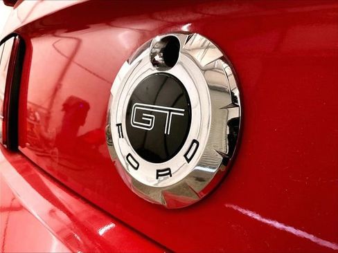 Used 2005 Ford Mustang GT Premium RWD image 13