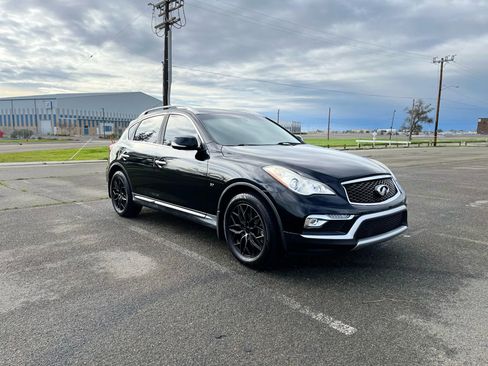 Used 2017 INFINITI QX50 AWD w/ Premium Plus Package image 3