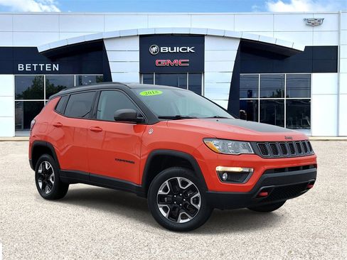 Used 2018 Jeep Compass Trailhawk w/ Navigation Group image 1