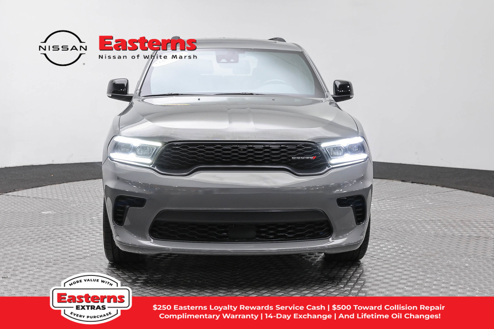 Used 2024 Dodge Durango GT RWD image 2