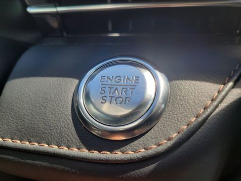 Used 2024 Lincoln Nautilus Reserve w/ Equipment Group 202A image 27