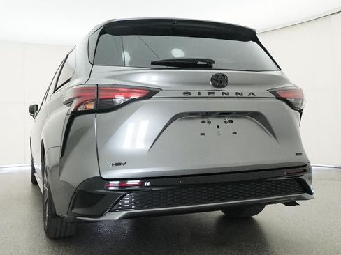 New 2026 Toyota Sienna XSE FWD image 22