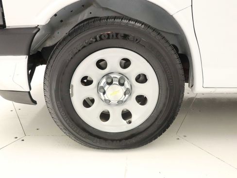 Used 2014 Chevrolet Express 1500 LT w/ LT Preferred Equipment Group image 27