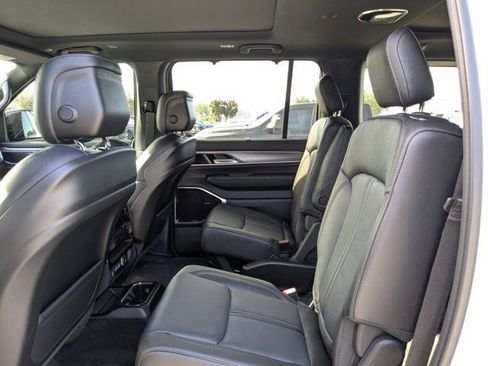 New 2026 Jeep Grand Wagoneer Limited AWD/4WD image 14