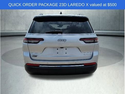 Used 2024 Jeep Grand Cherokee L Laredo AWD/4WD image 5