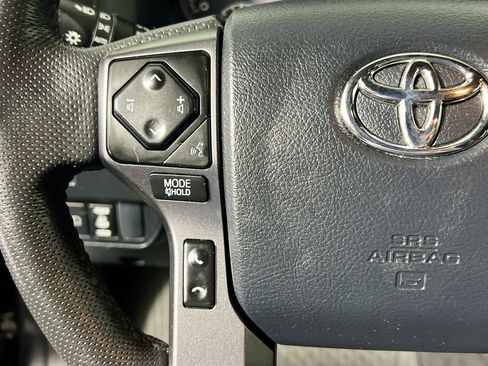 Used 2023 Toyota Tacoma TRD Off-Road image 18