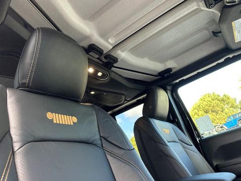 New 2026 Jeep Gladiator Sport image 16