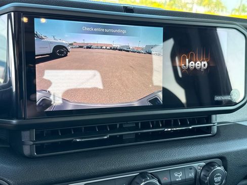 New 2026 Jeep Gladiator Sport AWD/4WD image 29