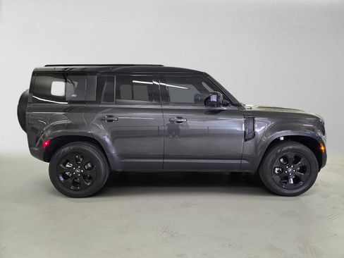Used 2024 Land Rover Defender 110 S AWD/4WD image 6