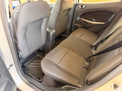 Used 2021 Ford EcoSport SE FWD image 29