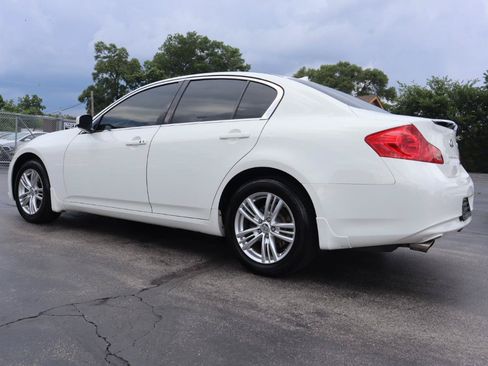 Used 2011 INFINITI G25 x w/ Moonroof Pkg AWD/4WD image 3