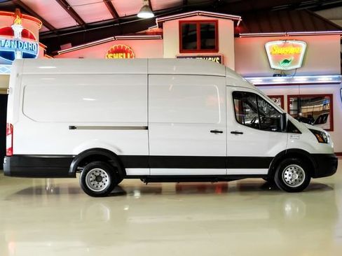 Used 2022 Ford Transit 350 148 High Roof Extended DRW RWD image 10