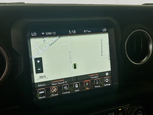 Used 2022 Jeep Wrangler Sahara w/ Cold Weather Group image 22