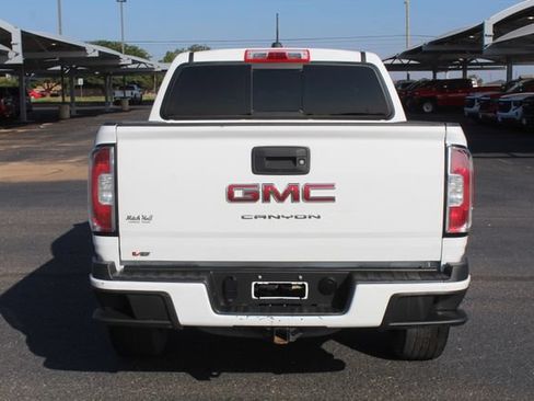 Used 2022 GMC Canyon Elevation w/ Elevation Premium Package AWD/4WD image 4