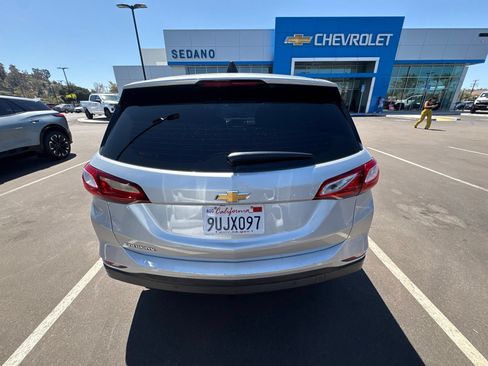Used 2020 Chevrolet Equinox LS FWD image 10