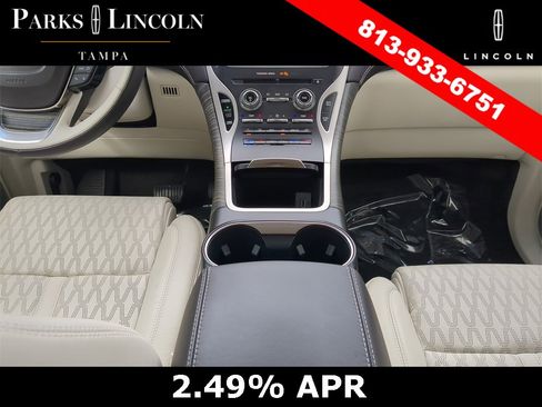 Used 2020 Lincoln Nautilus Black Label w/ Class II Trailer Tow Package image 15