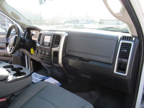 Used 2017 RAM 2500 SLT image 17